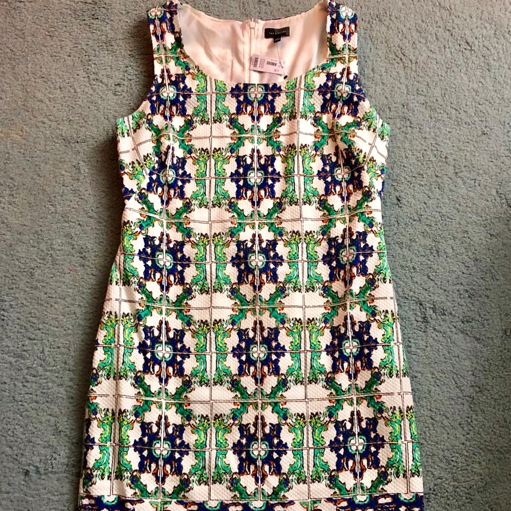 The limited white dress with beautiful pattern
